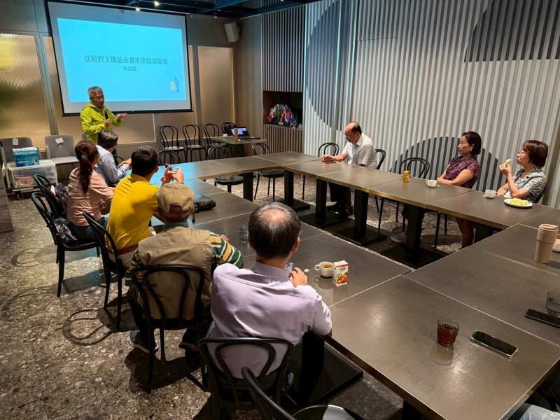 LINE_ALBUM_2025923企研組小..