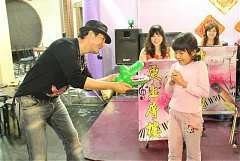 419396_342444915789345_100..