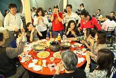 408105_342428535790983_100..