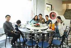 427984_342407285793108_100..