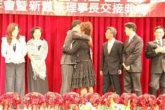 374937_336726403005504_100..