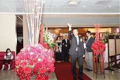 406784_336701136341364_100..