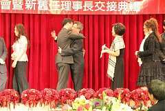 375237_336726239672187_100..