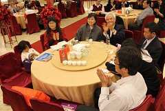 407576_336724863005658_100..