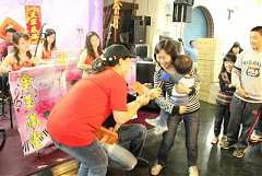 426397_342410695792767_100..