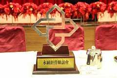 0389523_336698689674942_10..