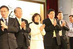 393833_336775809667230_100..