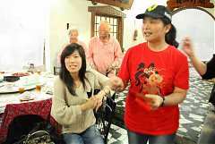 393899_342412619125908_100..