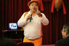 10407241_4891279377993_587..