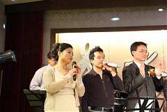 389389_336775516333926_100..