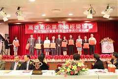 0390442_336715353006609_10..