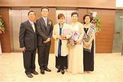 404854_336773746334103_100..