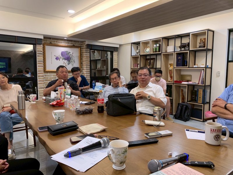 LINE_ALBUM_0610讀書會_2506..