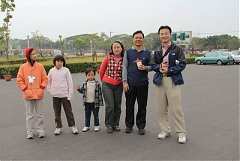 190734_204161172928695_100..