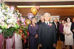 404286_336701973007947_100..