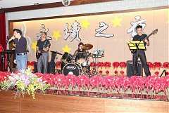 404479_336769749667836_100..