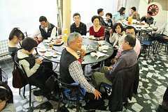 421372_342413679125802_100..