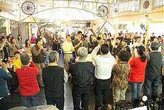 395644_342405345793302_100..