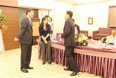 390412_336773906334087_100..