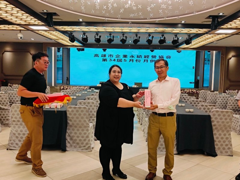 LINE_ALBUM_20240521_5月份..