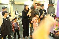 403720_342443445789492_100..