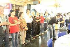 417812_342406415793195_100..