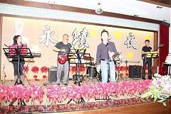 399180_336770986334379_100..