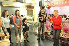 418697_342432979123872_196..