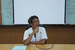 269047_236843146340947_100..