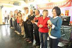 416928_342406025793234_100..