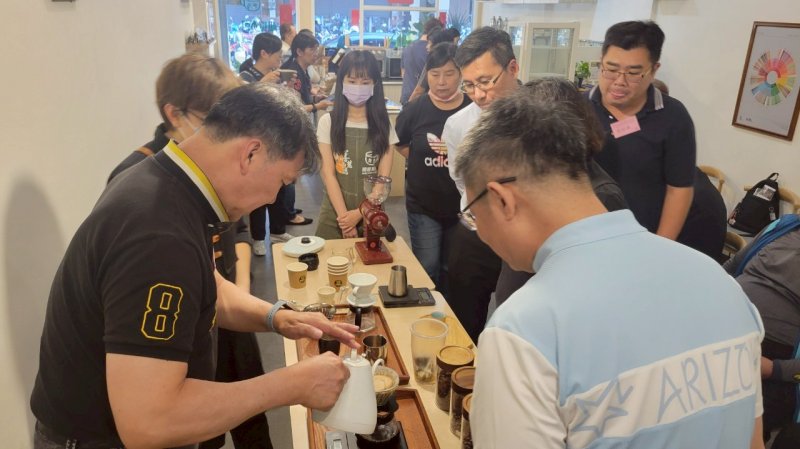 LINE_ALBUM_2025420 社會關..