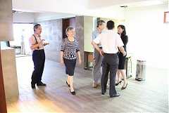 380914_281364325230738_100..