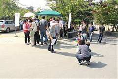 401086_342399115793925_100..