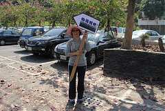 418227_342388785794958_100..