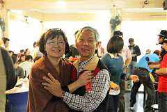 425153_342408219126348_100..