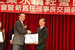 403347_336712333006911_100..