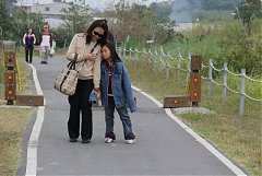 185646_204161936261952_100..