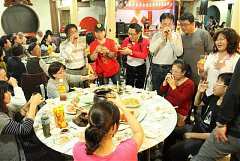 404853_342429832457520_100..