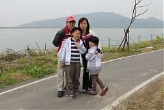 185732_204162236261922_100..