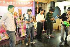 428257_342437485790088_100..