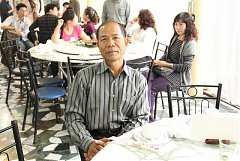 417634_342399315793905_100..