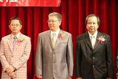 388468_336704196341058_100..