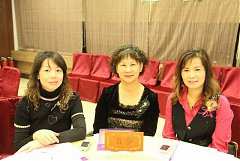 382663_336707399674071_100..