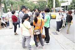 421563_342397205794116_100..