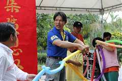 521531_578491585509433_184..