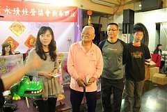 395893_342441359123034_100..