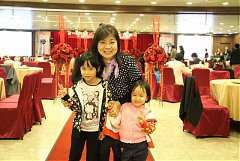 406953_336699466341531_100..