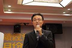 200651_207638255914320_100..