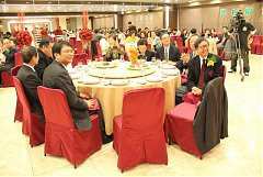 398863_336737676337710_100..