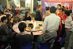 421912_342428752457628_100..